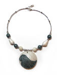 shell-necklace-02.jpg