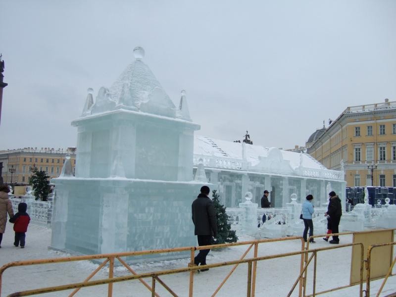 Ледяной дом на Дворцовой