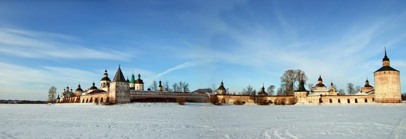 Кирилло-Белозерский монастырь. Панорама с озера