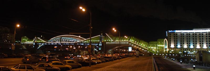 Мост пешеходный к Киевскому вокзалу.