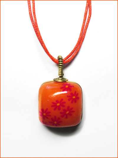 orange-pendant-square