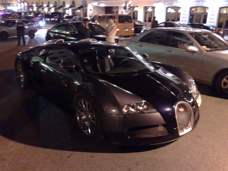 Bugatti Veyron в Москве