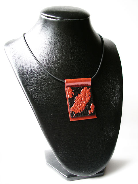 black-and-bronze-pendant-03-2.jpg