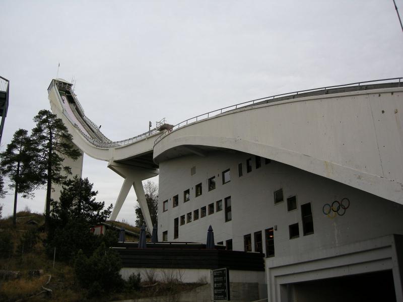 Трамплин Holmenkollen