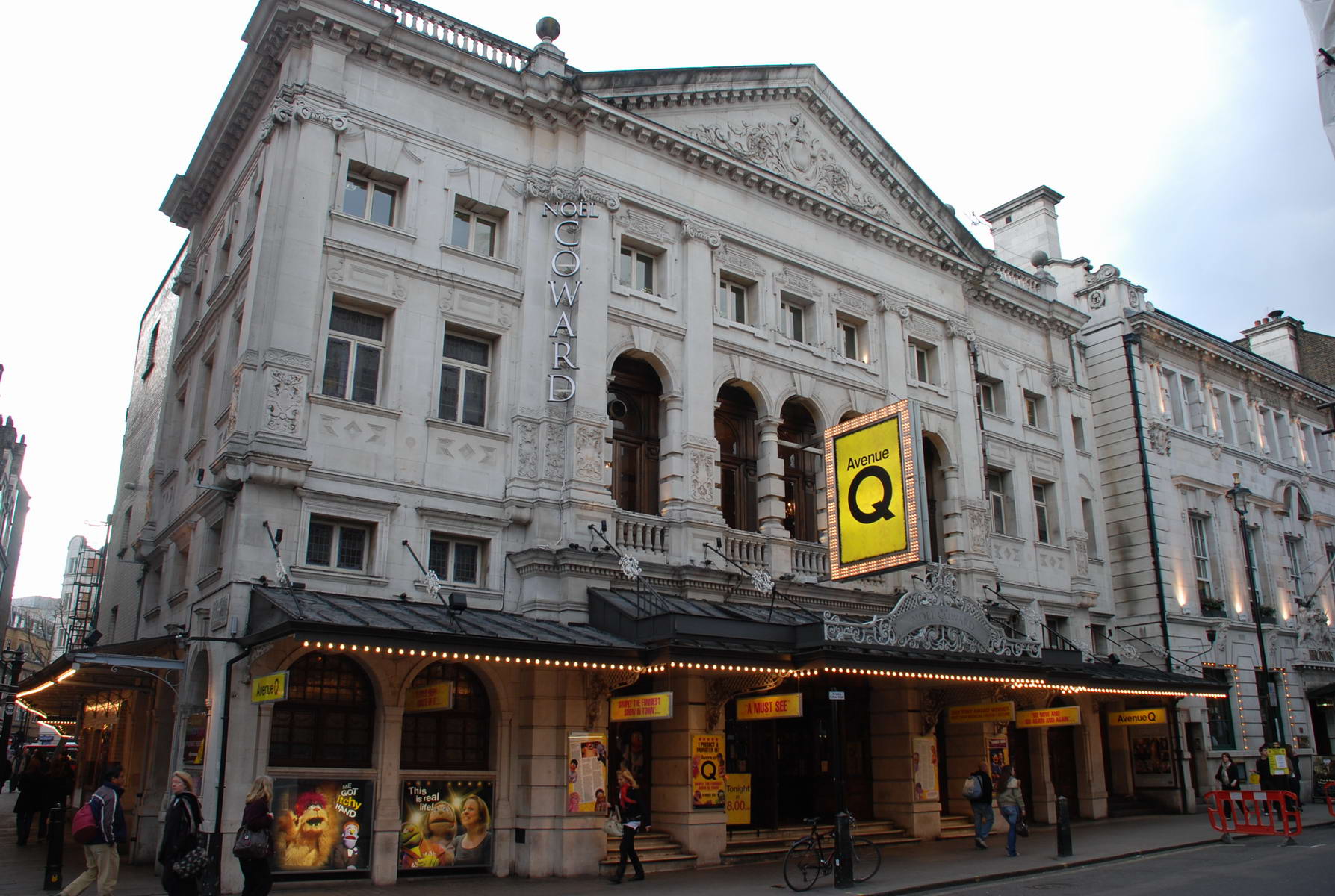 Noel Coward Theatre