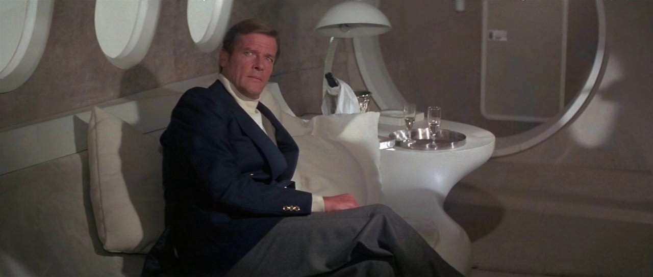 Bond.1979.Moonraker.2.jpg