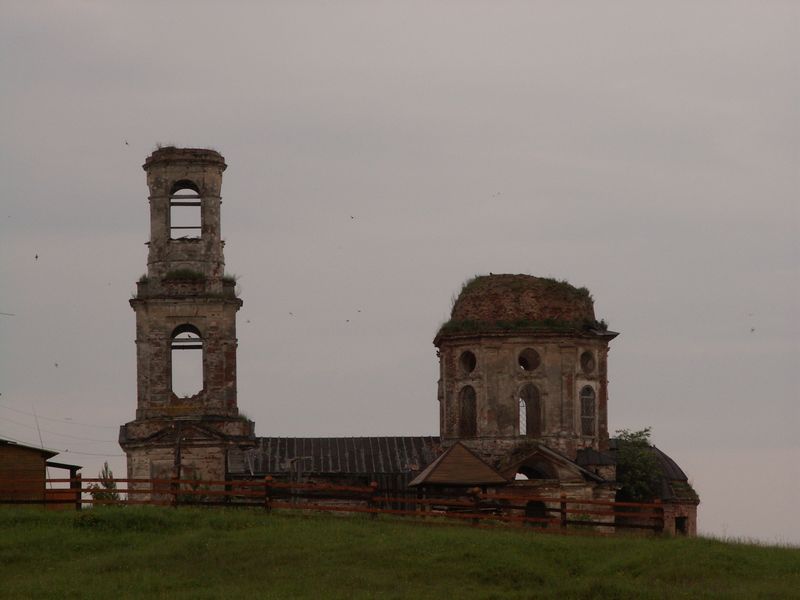 старай церковь в селе Новинки